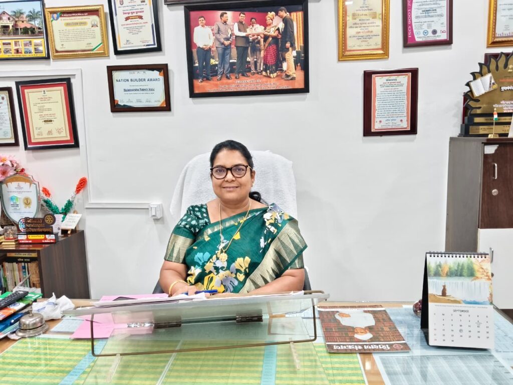 Principal Mam S.A.Mission Kanishth Mahavidyalay Nandurbar